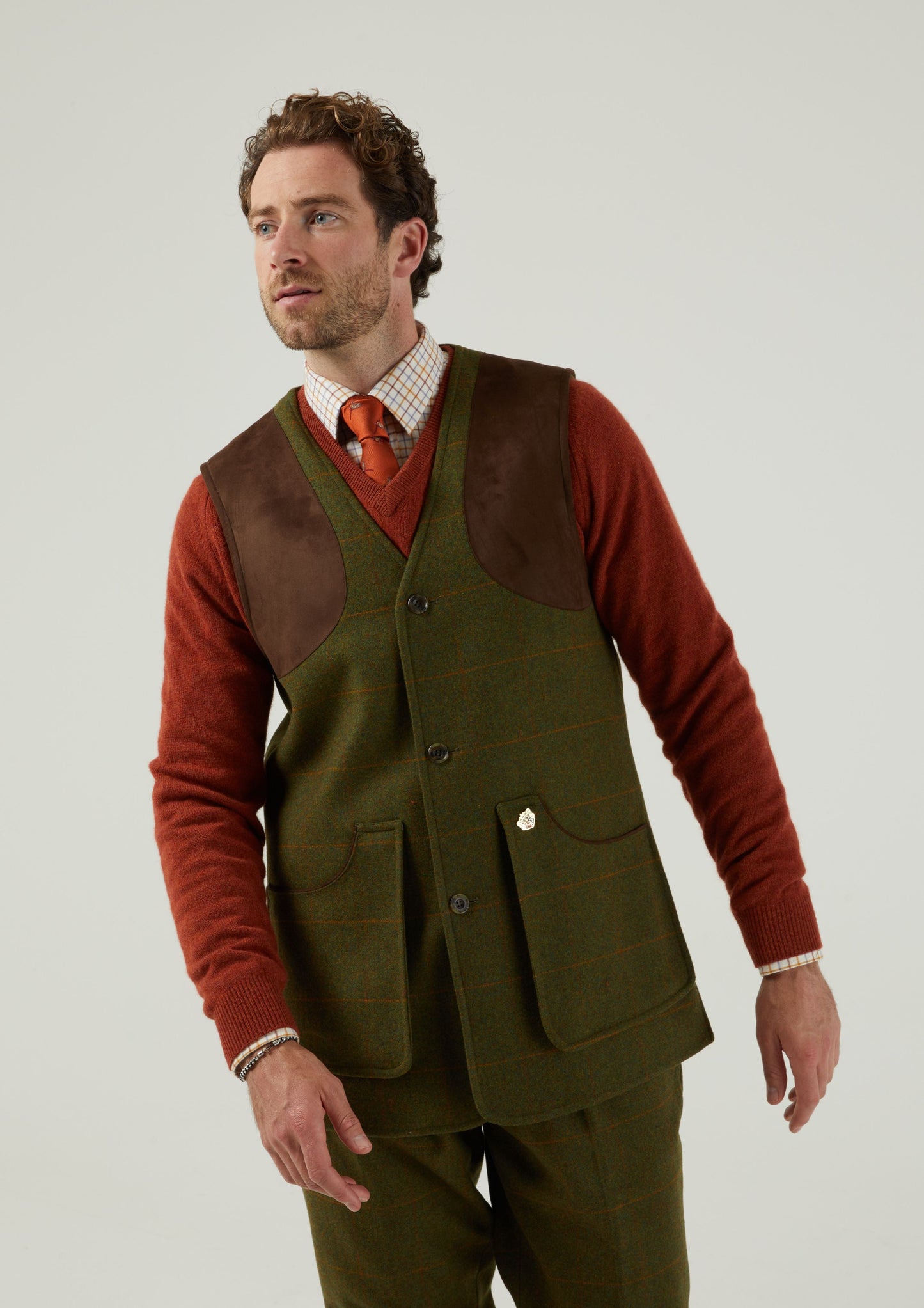 Combrook Men's Tweed Shooting Waistcoat in Maple