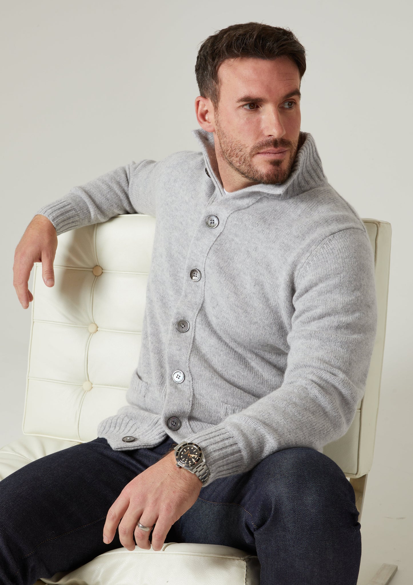 Landford Men's Lambswool Buttoned Jumper In Pearl Grey